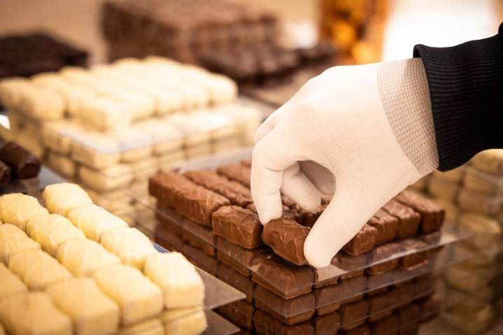 Enseigne Leonidas Villeneuve-sur-Lot